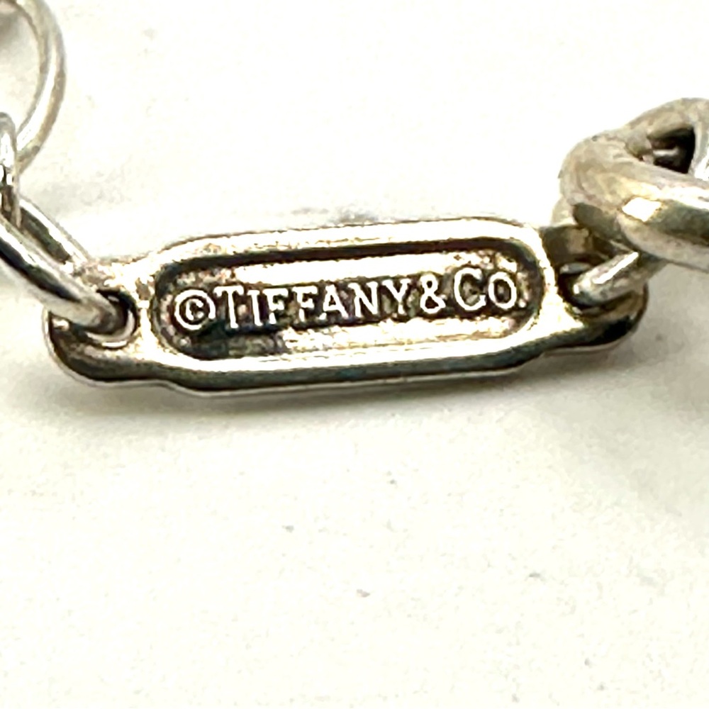 Tiffany & Co RETIRED Heart Key Pendant Necklace - Picture 9 of 9